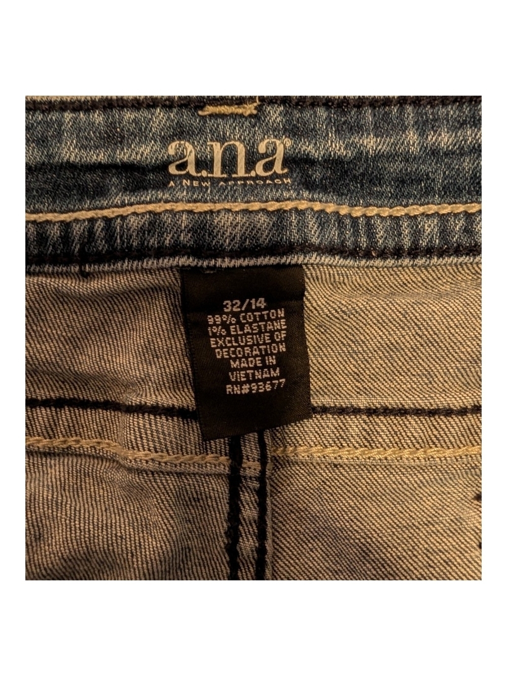 a.n.a Women's Denim Jean Shorts - Dark Blue Faded Wash - Picture 4 of 4